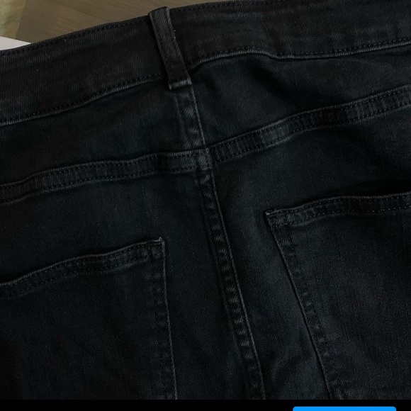 Black denim skirt - Picture 3 of 3